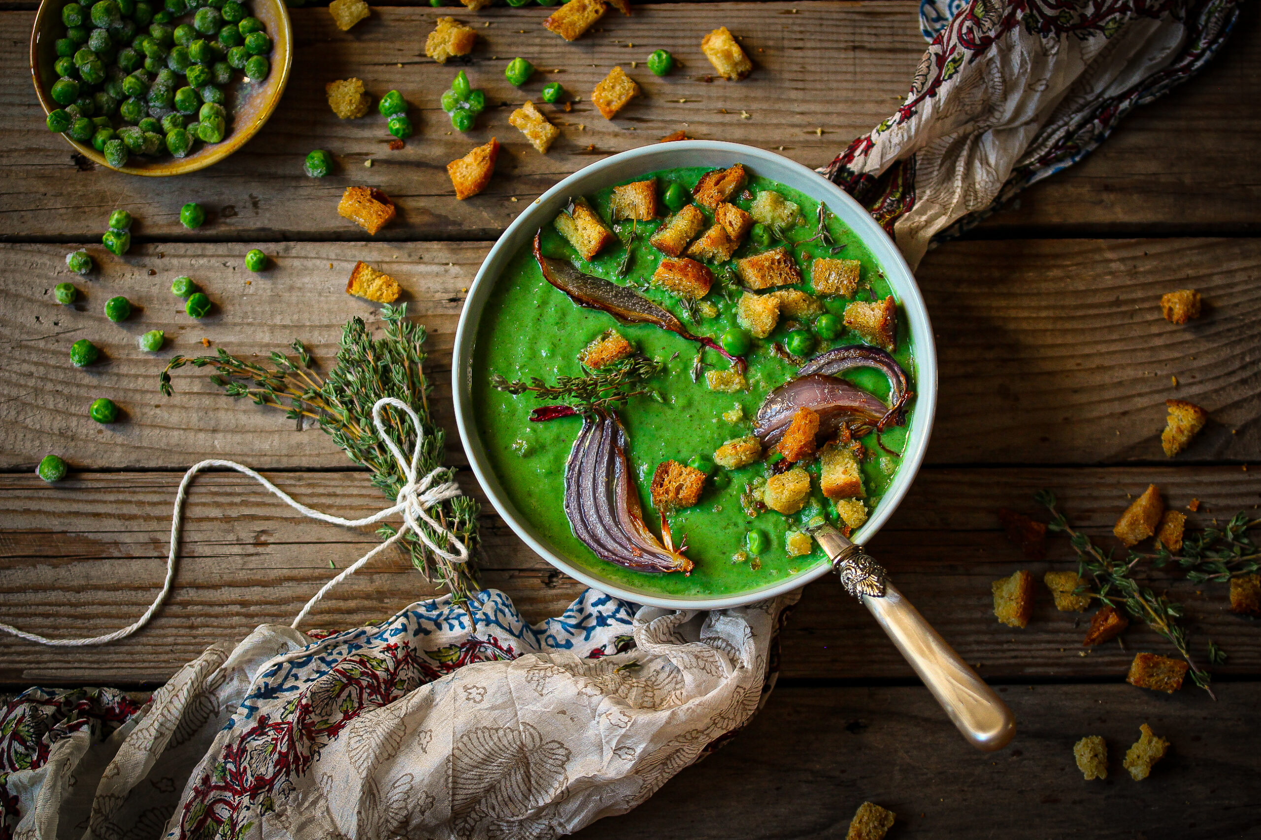 The Perfect Creamy Broccoli and Pea Soup- Winter food